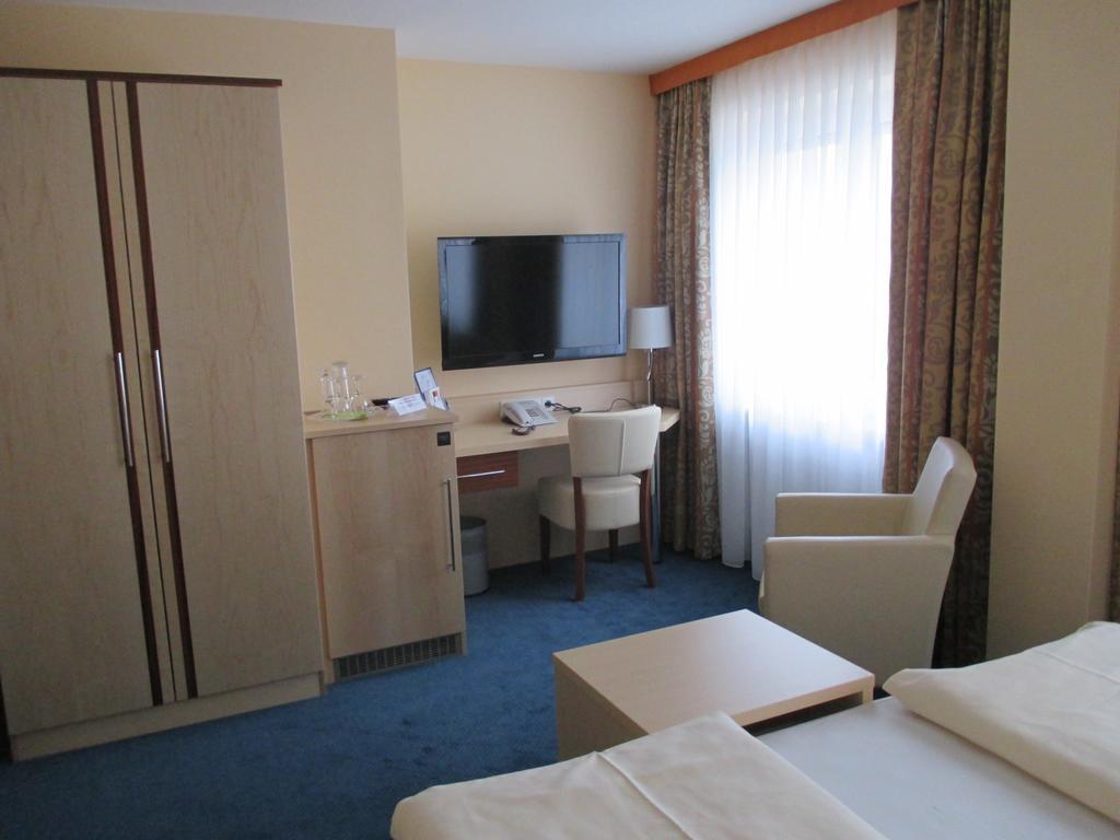 Hotel Apollo Garni ريغنسبورغ المظهر الخارجي الصورة